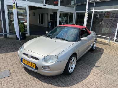 MG F 1.8I &quot;75&quot; Limited Edition nr 768/2000
