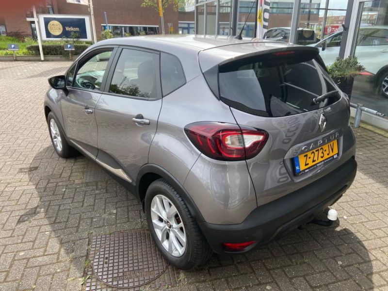 Renault Captur Z 273 JV 03