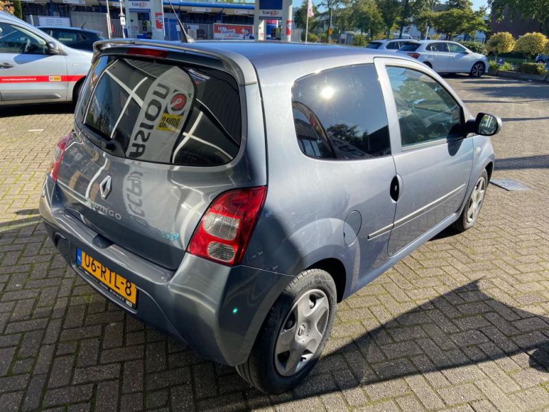 Renault Twingo 06 RTL 8 03